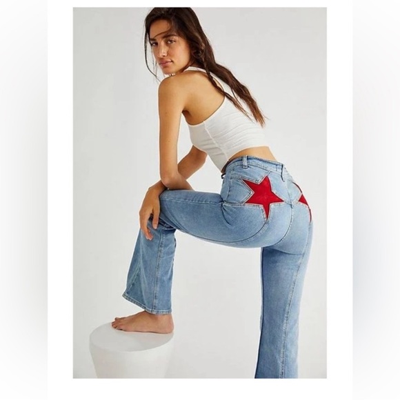 We The Free Denim - Free People
Women's Blue We The Free Firecracker Flare Jeans Red Star Size 27